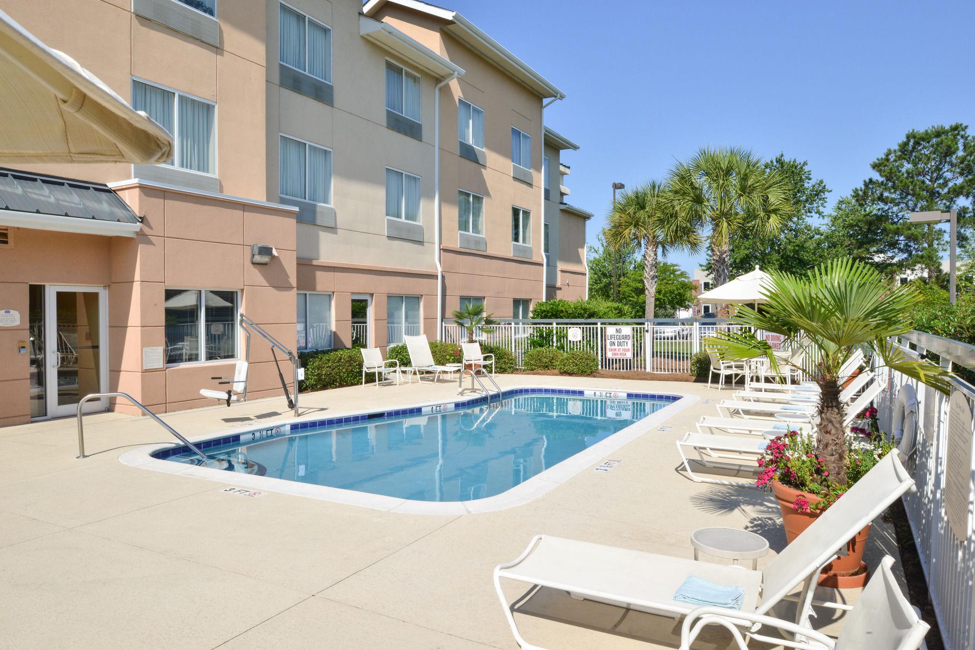 Fairfield Inn And Suites Charleston North/University Area North Charleston Exterior foto